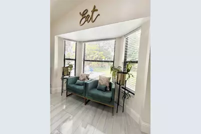 2499 River Reach Dr, Naples, FL 34104 - Photo 18