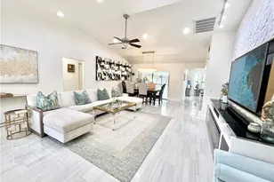 2499 River Reach Dr, Naples, FL 34104 - Photo 10