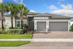 12177 Eucalyptus Wy, Naples, FL 34120 - Photo 2