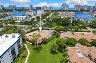 4008 Crayton Rd, Naples, FL 34103 - Photo 40