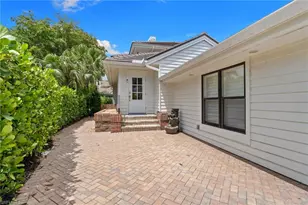 4008 Crayton Rd, Naples, FL 34103 - Photo 32