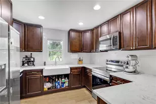 341 Golden Gate Blvd E, Naples, FL 34120 - Photo 8