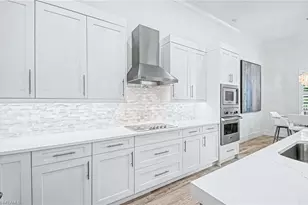1114 6th Ln N, Naples, FL 34102 - Photo 10