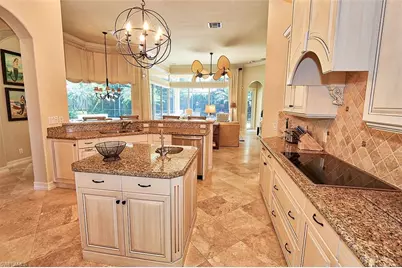 1824 Crayton Rd, Naples, FL 34102 - Photo 6