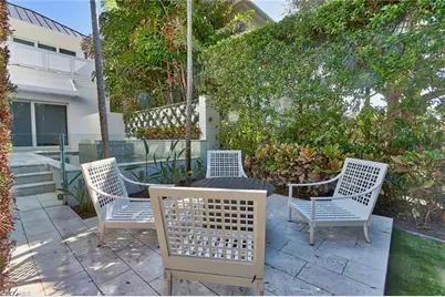 675 2nd St S, Naples, FL 34102 - Photo 38