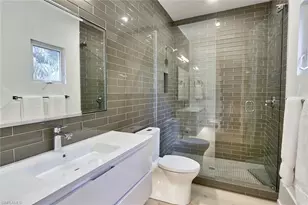 675 2nd St S, Naples, FL 34102 - Photo 26