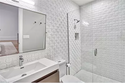 675 2nd St S, Naples, FL 34102 - Photo 24