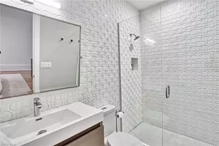 675 2nd St S, Naples, FL 34102 - Photo 24