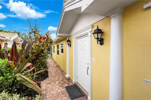 28179 Islet Trail, Bonita Springs, FL 34135 - Photo 4