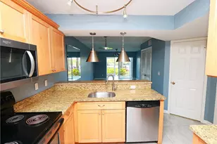 1305 Mainsail Dr, Naples, FL 34114 - Photo 10
