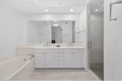 400 Flagship Dr #1104, Naples, FL 34108 - Photo 16