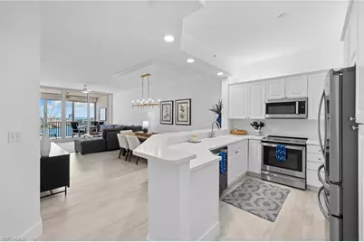 400 Flagship Dr #1104, Naples, FL 34108 - Photo 4