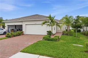 2215 Dragonfruit Wy, Naples, FL 34120 - Photo 2