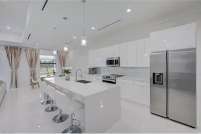 2662 36th Ave SE, Naples, FL 34117 - Photo 10