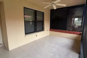 2093 Pine Isle Ln, Naples, FL 34112 - Photo 16