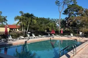 2093 Pine Isle Ln, Naples, FL 34112 - Photo 20