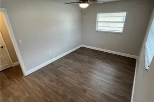 3325 Airport Rd N, Naples, FL 34105 - Photo 10