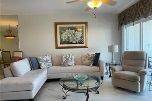 13105 Vanderbilt Dr, Naples, FL 34110 - Photo 4