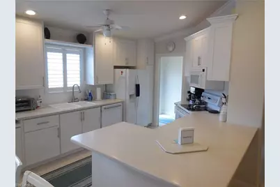 4238 Redonda Ln, Naples, FL 34119 - Photo 4
