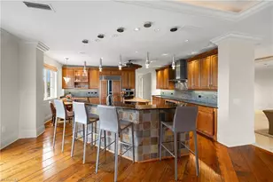1400 Gulf Shore Blvd N, Naples, FL 34102 - Photo 4