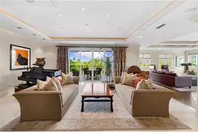 1400 Gulf Shore Blvd N #201, Naples, FL 34102 - Photo 2