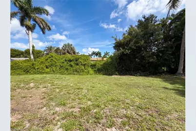 5644 Eichen Cir W, Fort Myers, FL 33919 - Photo 32