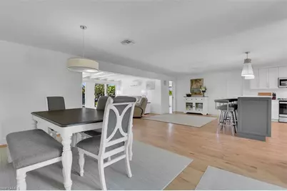 367 Mooring Line Dr, Naples, FL 34102 - Photo 12