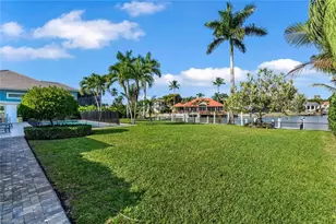 367 Mooring Line Dr, Naples, FL 34102 - Photo 34