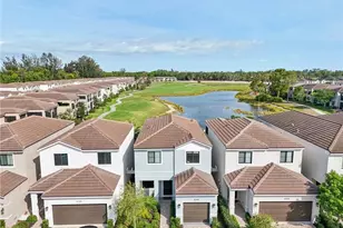 26391 Bonita Fairways Blvd, Bonita Springs, FL 34135 - Photo 24