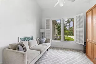 2205 Noble Ct, Naples, FL 34110 - Photo 22