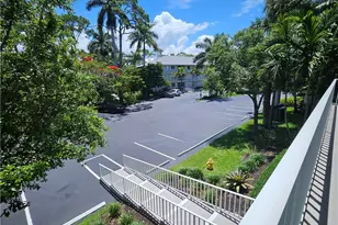 3001 Sandpiper Bay Cir, Naples, FL 34112 - Photo 18