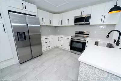 6306 Royal Woods Dr, Fort Myers, FL 33908 - Photo 10
