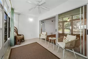 208 Furse Lakes Cir, Naples, FL 34104 - Photo 32