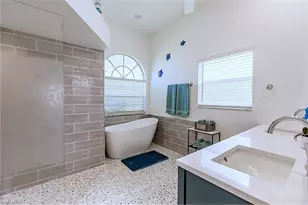 2910 SW 37th Terrace, Cape Coral, FL 33914 - Photo 12