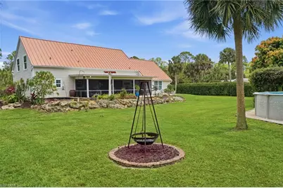 681 7th St SW, Naples, FL 34117 - Photo 46