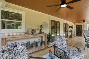 681 7th St SW, Naples, FL 34117 - Photo 32