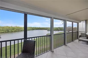15 Bluebill Ave, Naples, FL 34108 - Photo 2