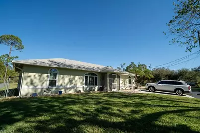 2421 22nd Ave NE, Naples, FL 34120 - Photo 36