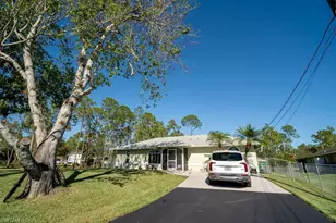 2421 22nd Ave NE, Naples, FL 34120 - Photo 32