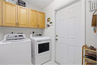 6195 Mandalay Cir, Naples, FL 34112 - Photo 22