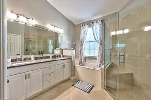 3296 Twilight Ln, Naples, FL 34109 - Photo 10