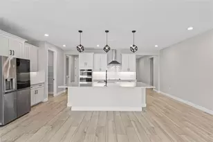 2038 Grove Dr, Naples, FL 34120 - Photo 8