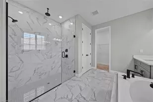 2038 Grove Dr, Naples, FL 34120 - Photo 16