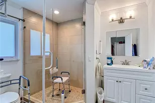 2280 Capri Ct, Naples, FL 34105 - Photo 20