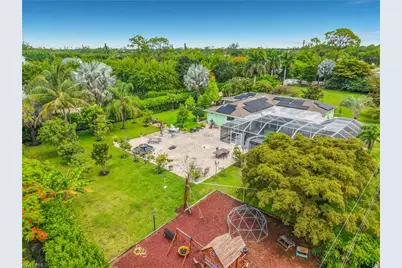 2280 Capri Ct, Naples, FL 34105 - Photo 26