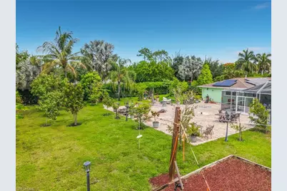 2280 Capri Ct, Naples, FL 34105 - Photo 44