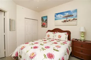 519 Roma Ct, Naples, FL 34110 - Photo 22