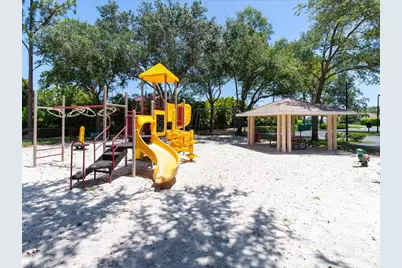 930 Marble Dr, Naples, FL 34104 - Photo 44