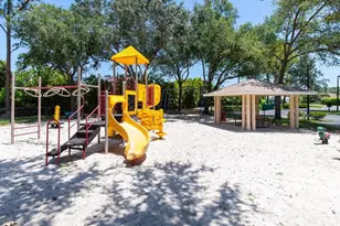 930 Marble Dr, Naples, FL 34104 - Photo 44