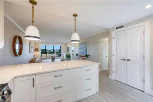 29 High Point Cir E, Naples, FL 34103 - Photo 18